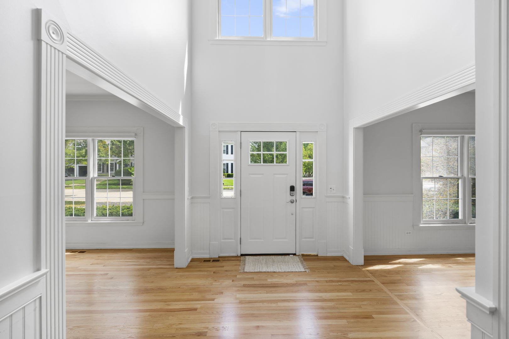 662 Waterbury Avenue, Gurnee, IL 60031