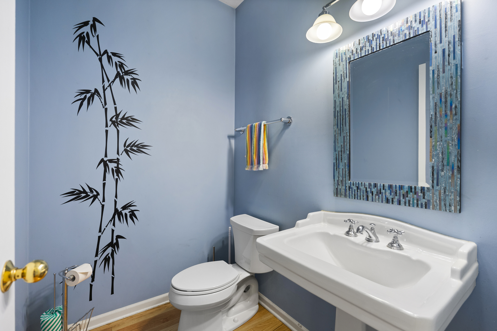 662 Waterbury Avenue, Gurnee, IL 60031