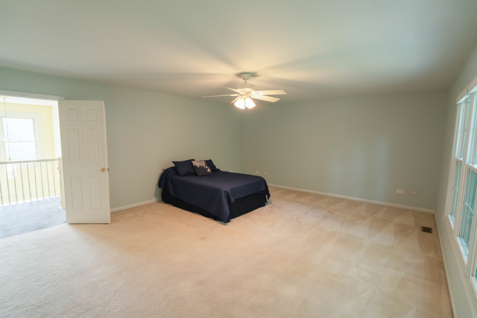 662 Waterbury Avenue, Gurnee, IL 60031