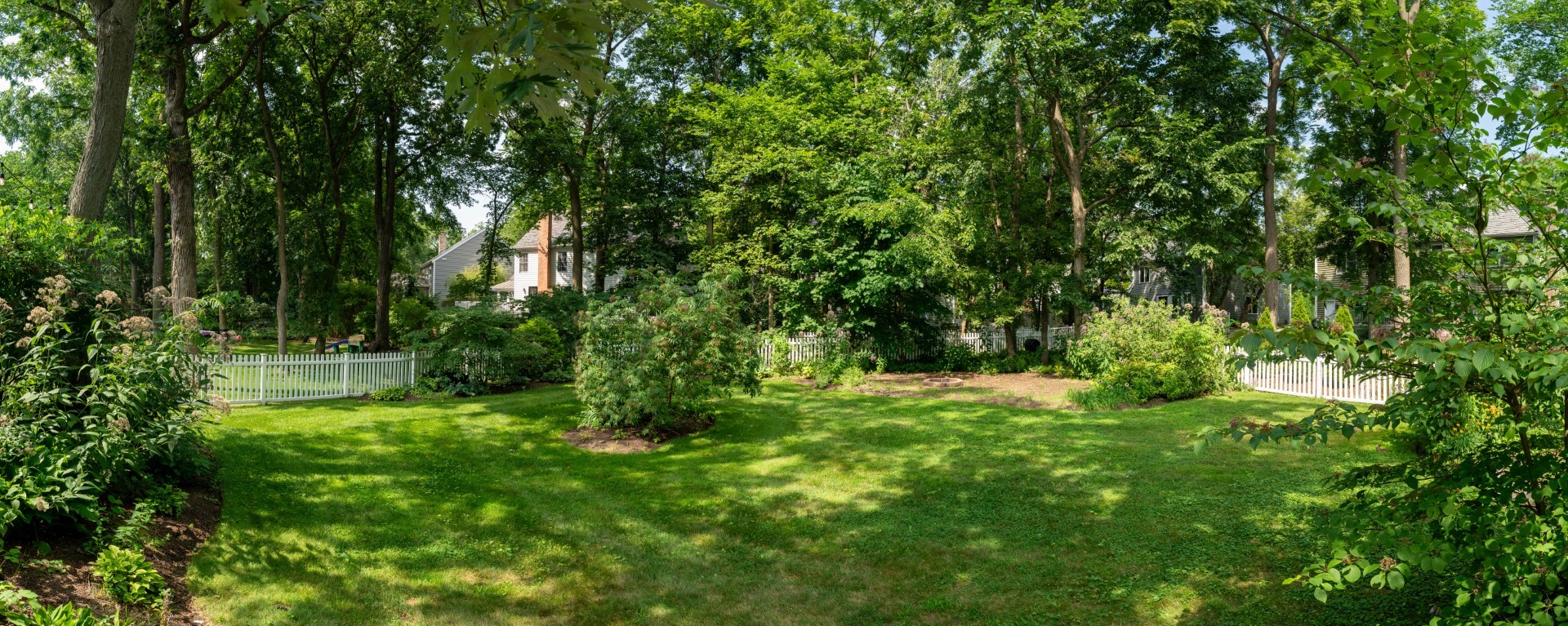 662 Waterbury Avenue, Gurnee, IL 60031