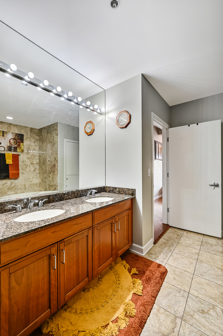 1335 S PRAIRIE Avenue #1504, Chicago, IL 60605