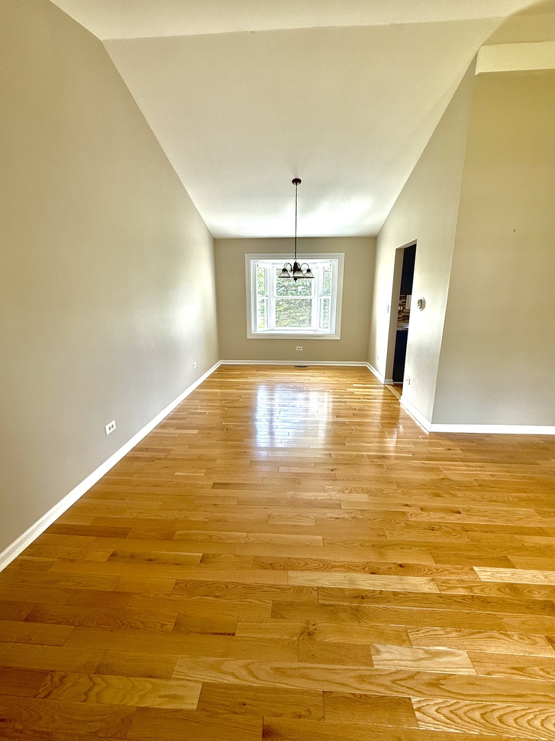 1176 Westport Ridge, Crystal Lake, IL 60014