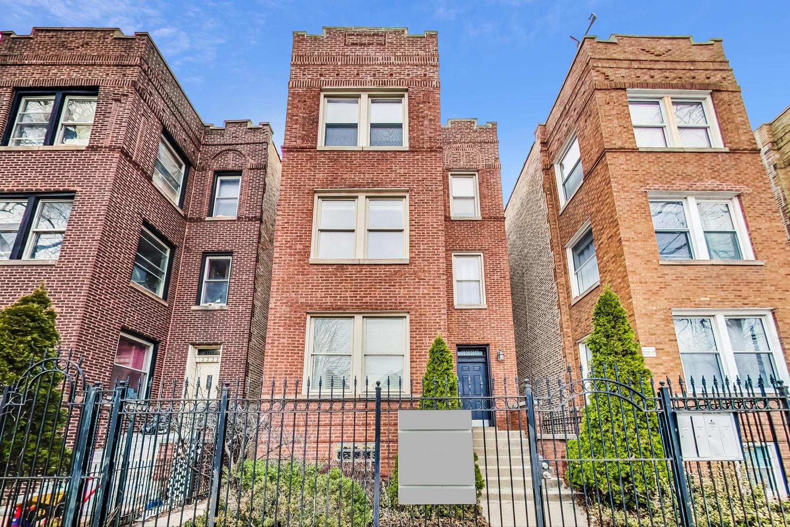 3330 W Hutchinson Street #2, Chicago, IL 60618