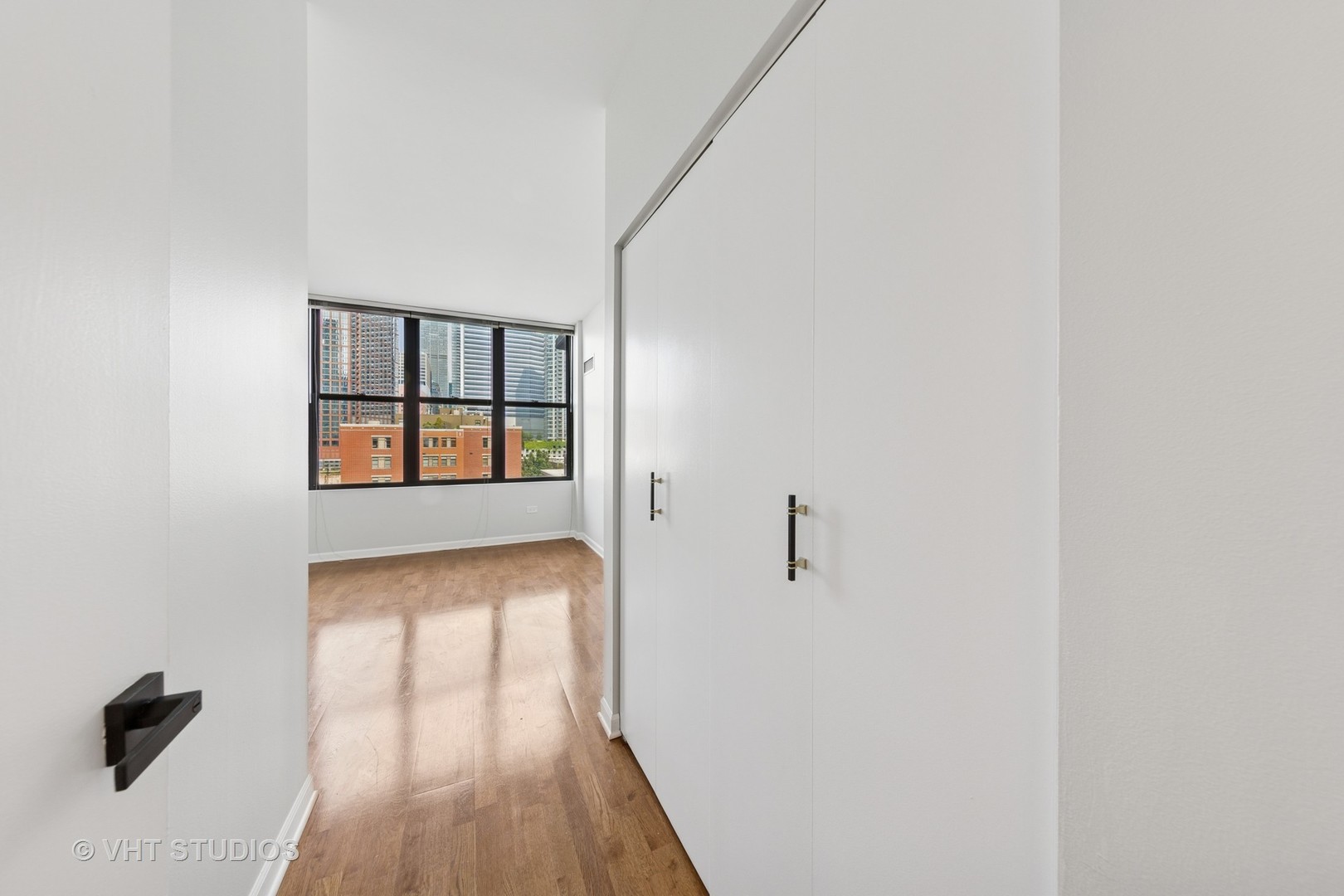 330 N Jefferson Street #602, Chicago, IL 60661