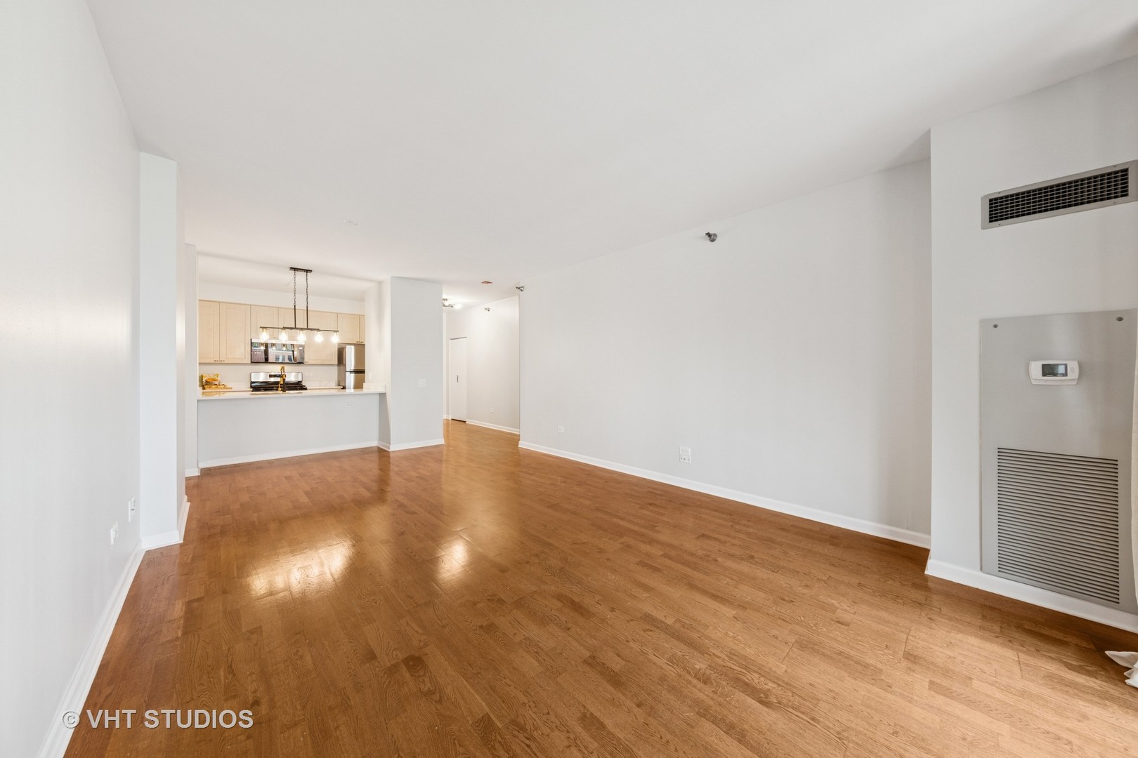 330 N Jefferson Street #602, Chicago, IL 60661