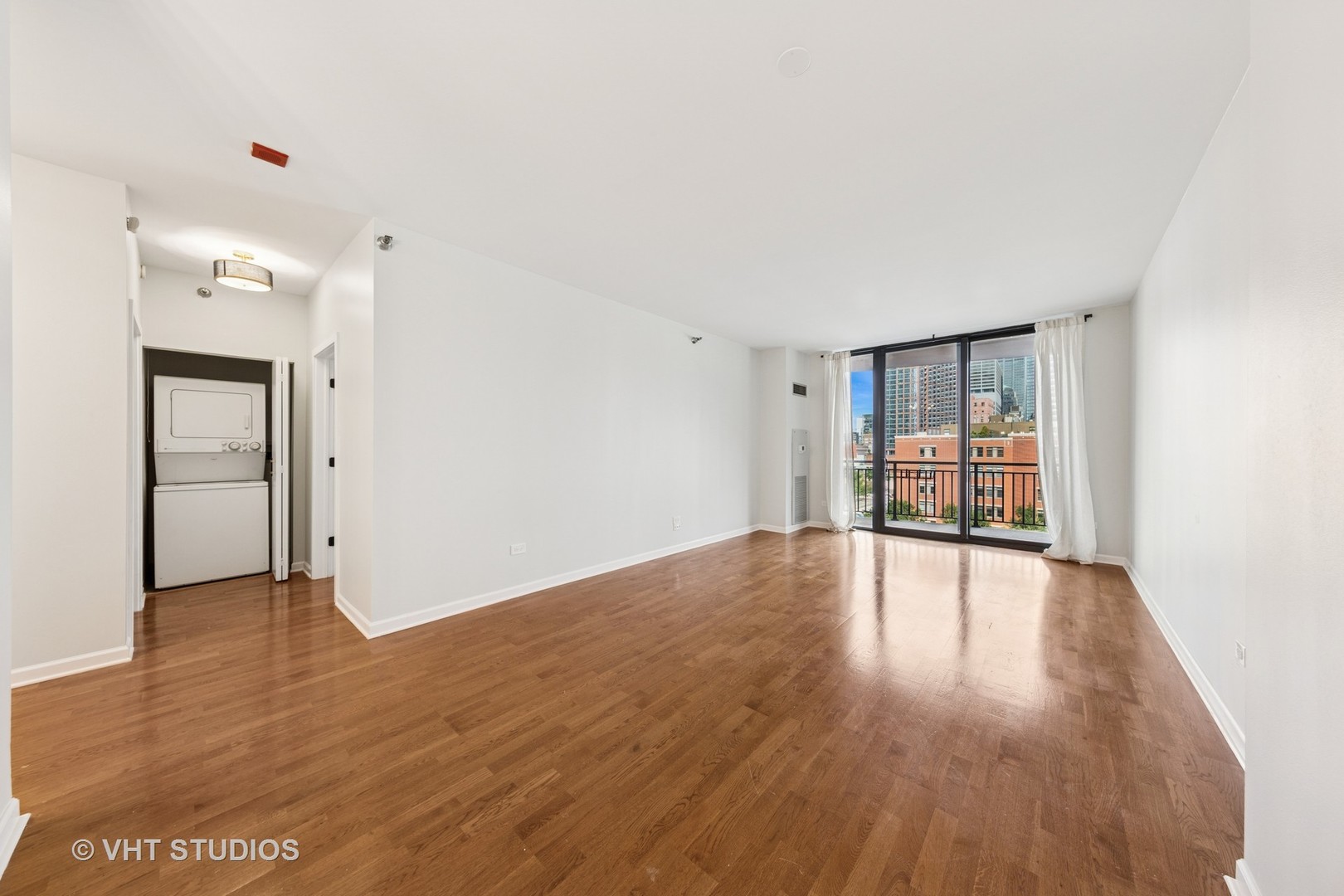 330 N Jefferson Street #602, Chicago, IL 60661