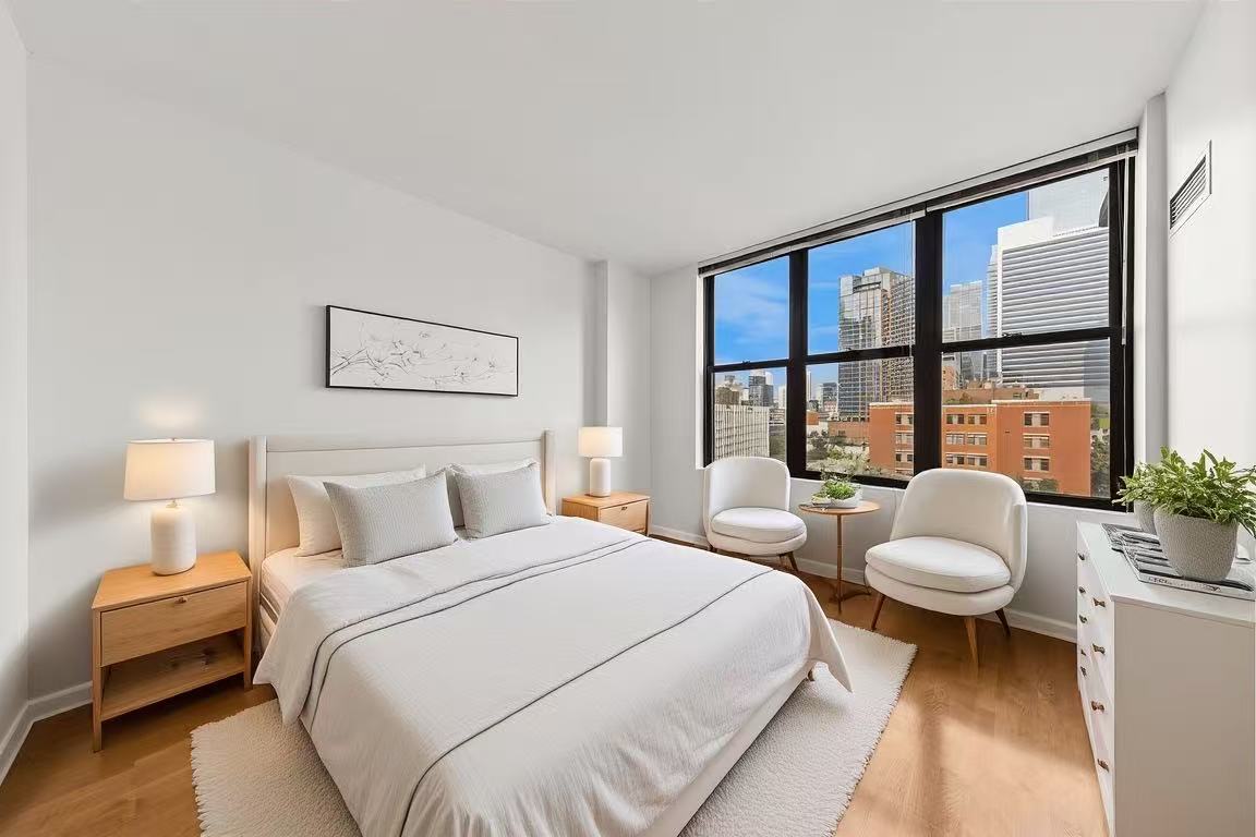 330 N Jefferson Street #602, Chicago, IL 60661