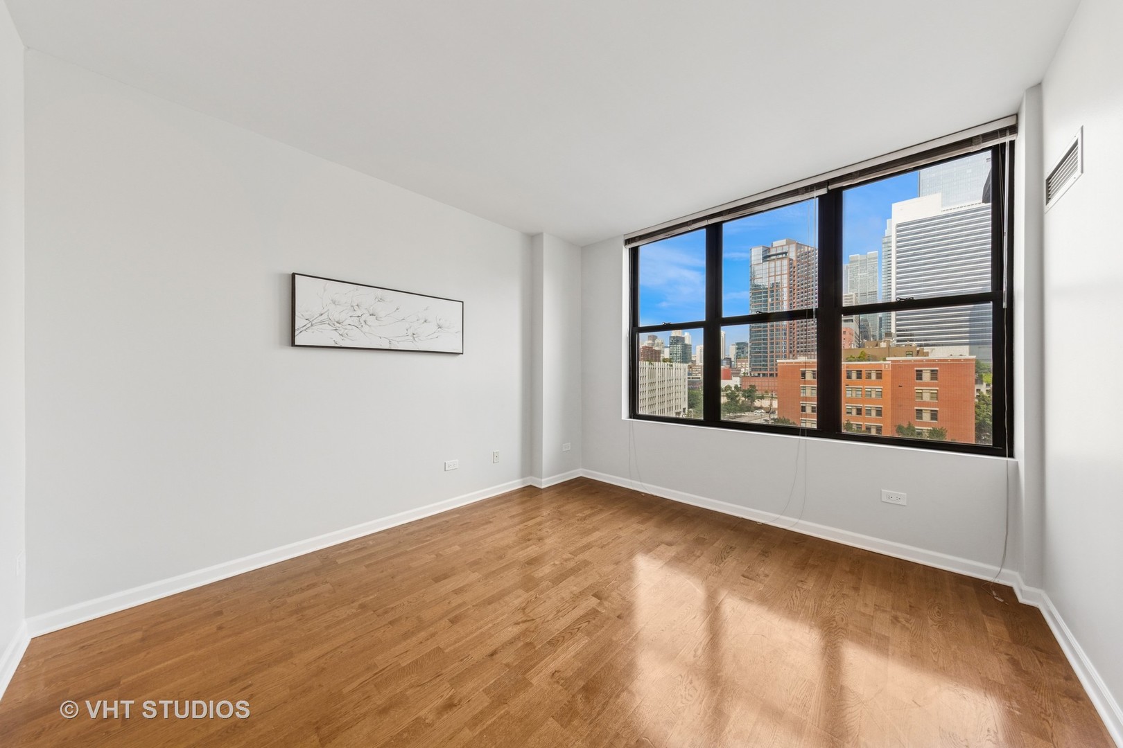 330 N Jefferson Street #602, Chicago, IL 60661