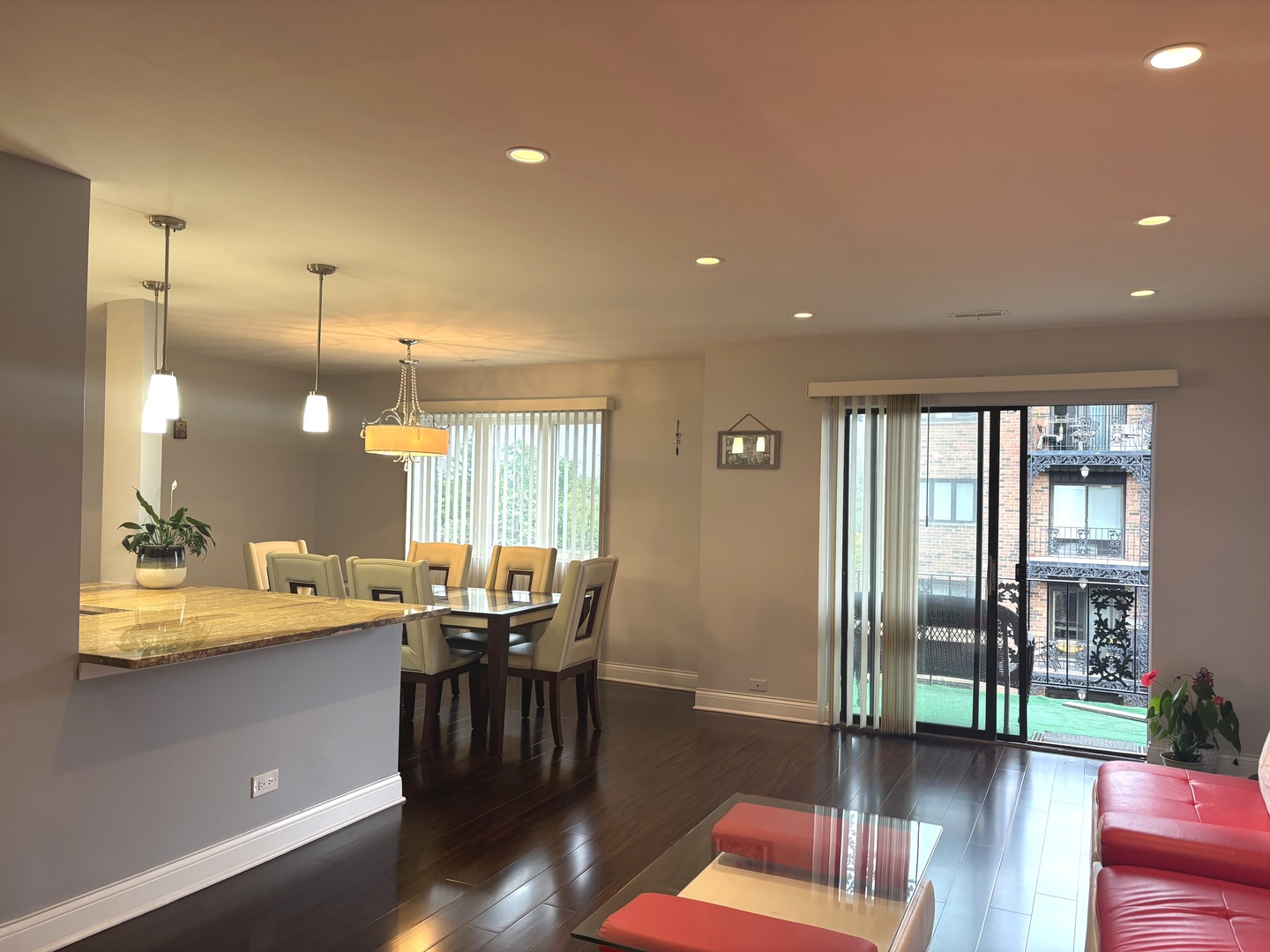 9332 Landings Lane #504, Des Plaines, IL 60016
