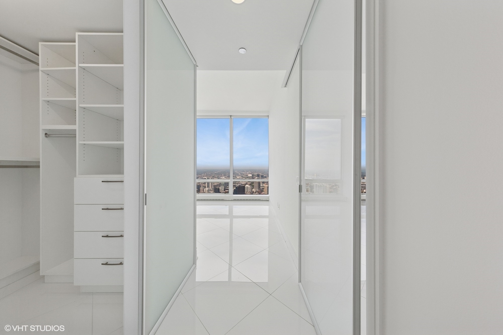 401 N Wabash Avenue #51C, Chicago, IL 60611