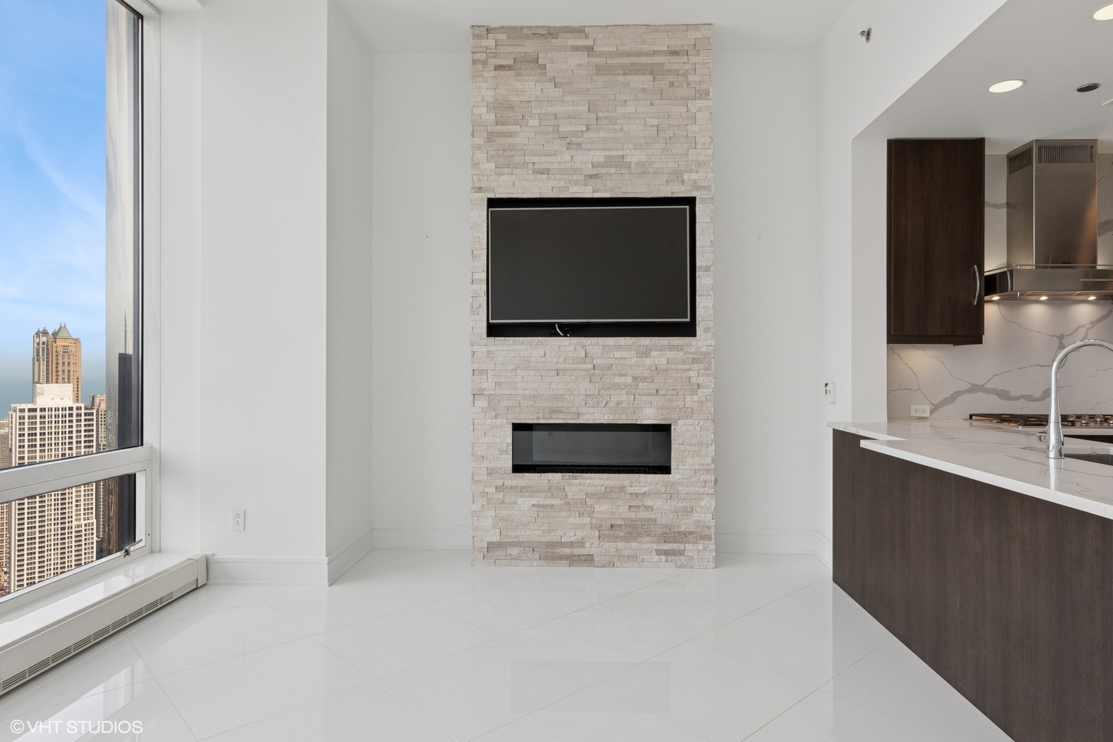 401 N Wabash Avenue #51C, Chicago, IL 60611