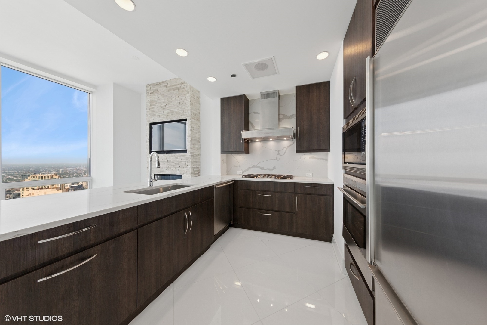 401 N Wabash Avenue #51C, Chicago, IL 60611