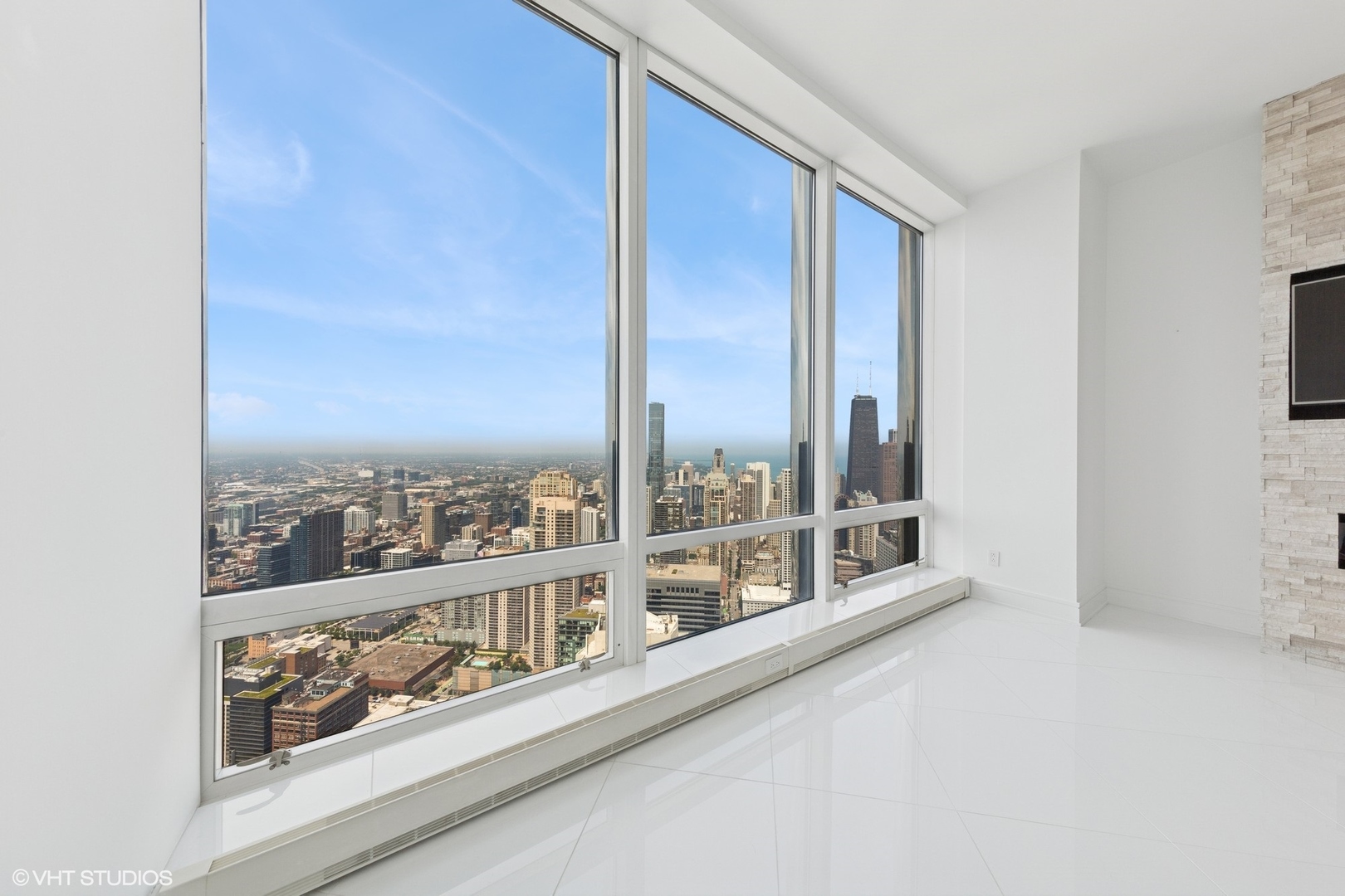 401 N Wabash Avenue #51C, Chicago, IL 60611