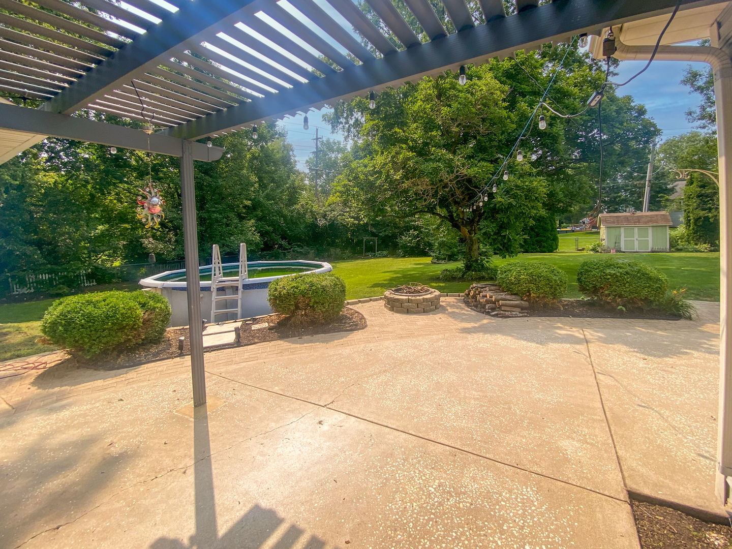 302 Mooseheart Road, North Aurora, IL 60542