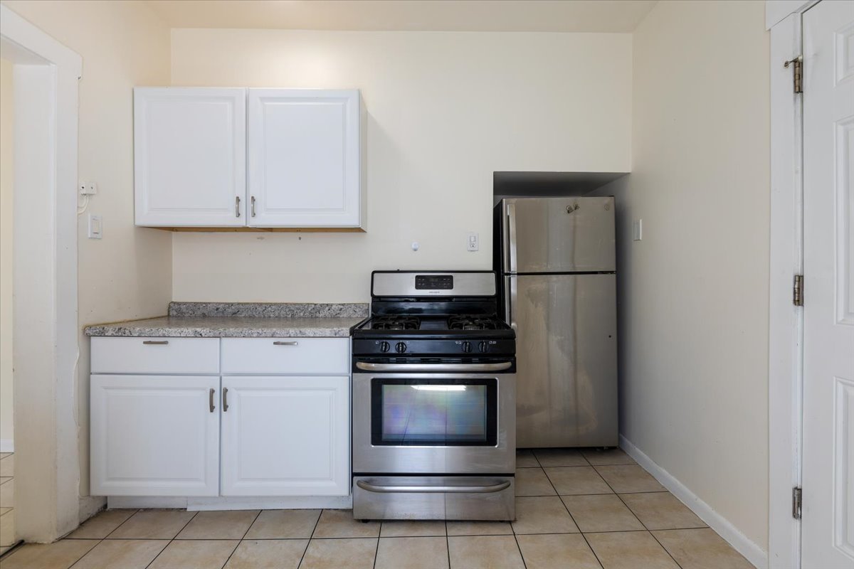 2223 N La Crosse Avenue, Chicago, IL 60639