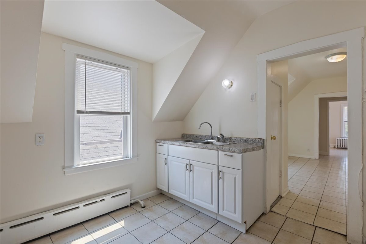 2223 N La Crosse Avenue, Chicago, IL 60639