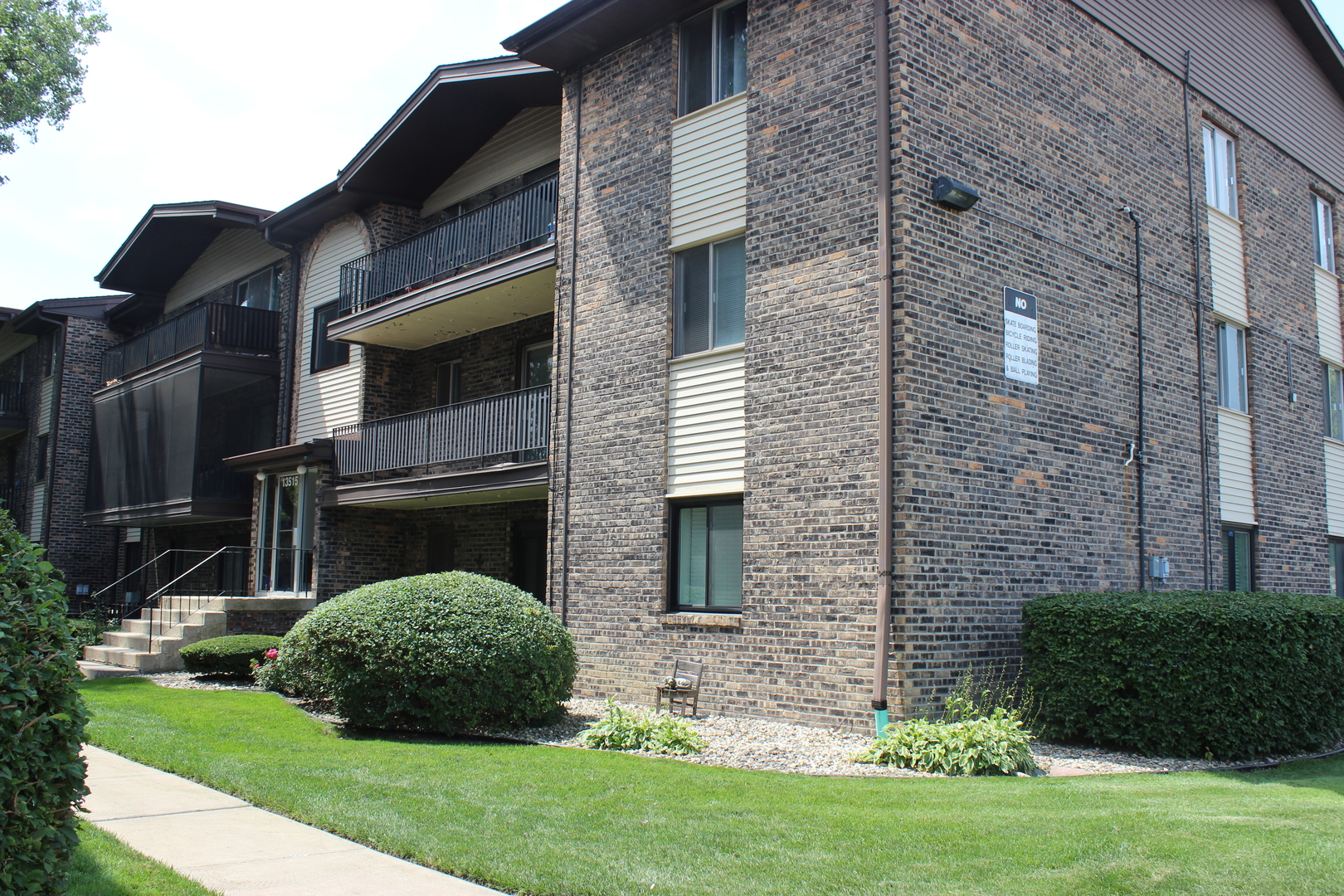 13515 LECLAIRE Avenue #56, Crestwood, IL 60418