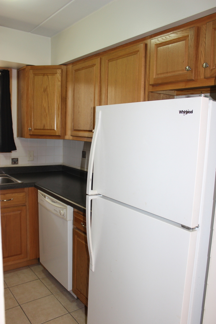 13515 LECLAIRE Avenue #56, Crestwood, IL 60418