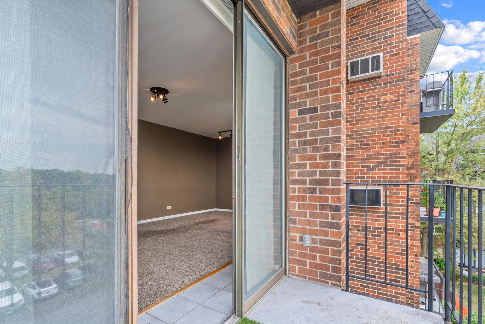 4711 Saint Joseph Creek Road #4H, Lisle, IL 60532