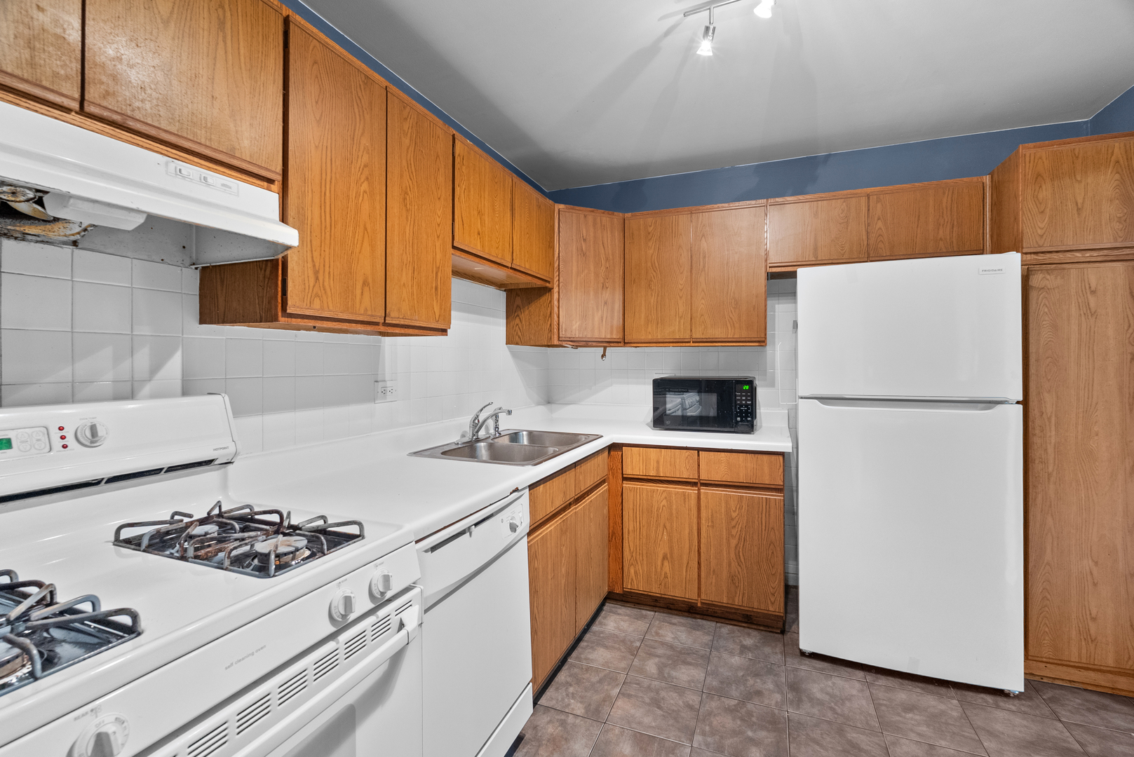 4711 Saint Joseph Creek Road #4H, Lisle, IL 60532