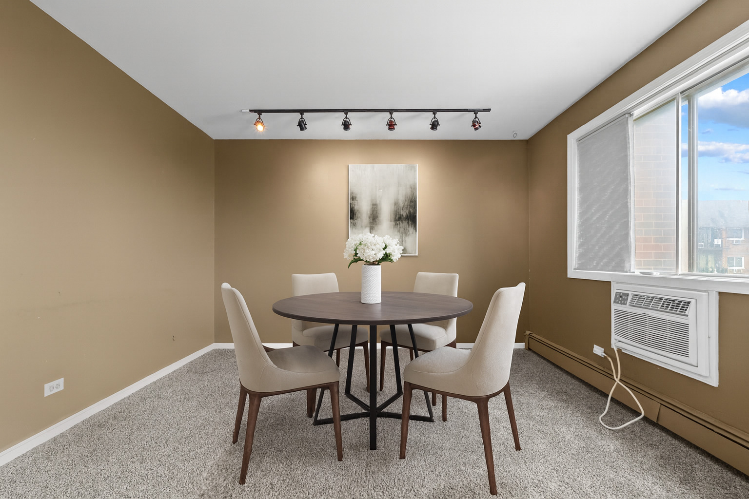 4711 Saint Joseph Creek Road #4H, Lisle, IL 60532