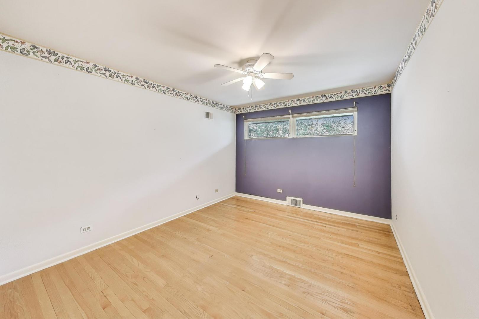 275 Stonegate Road, Clarendon Hills, IL 60514