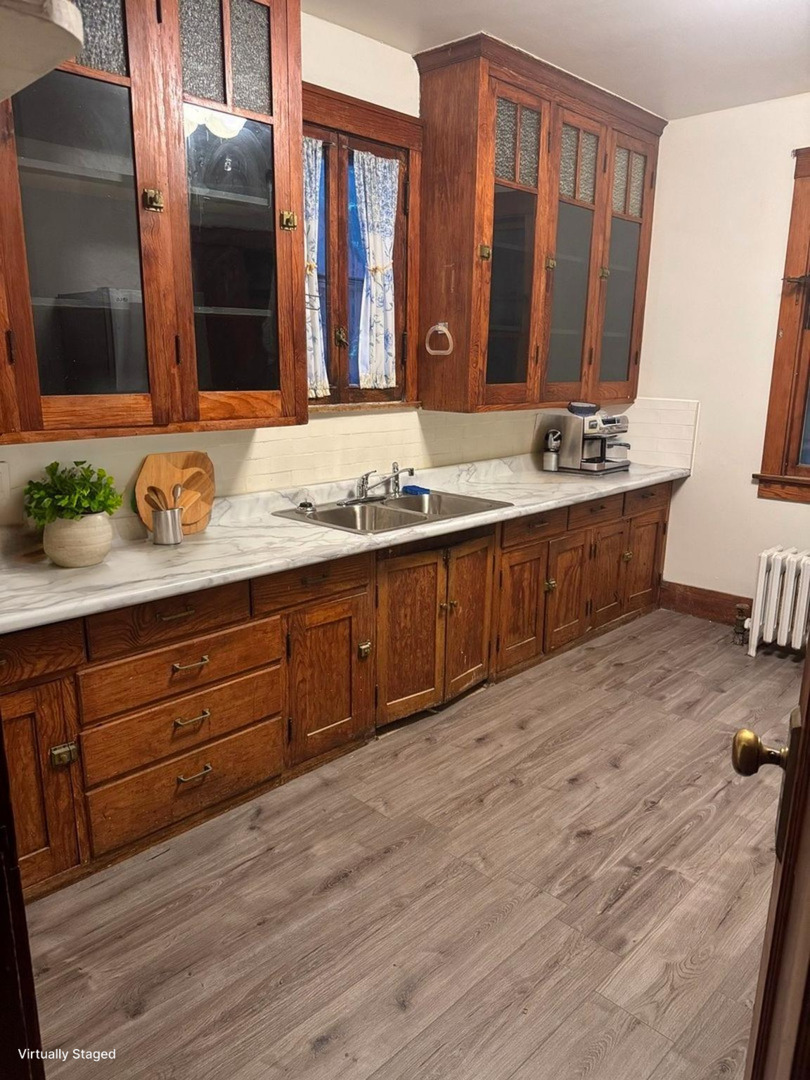 236 S Park Avenue, Waukegan, IL 60085