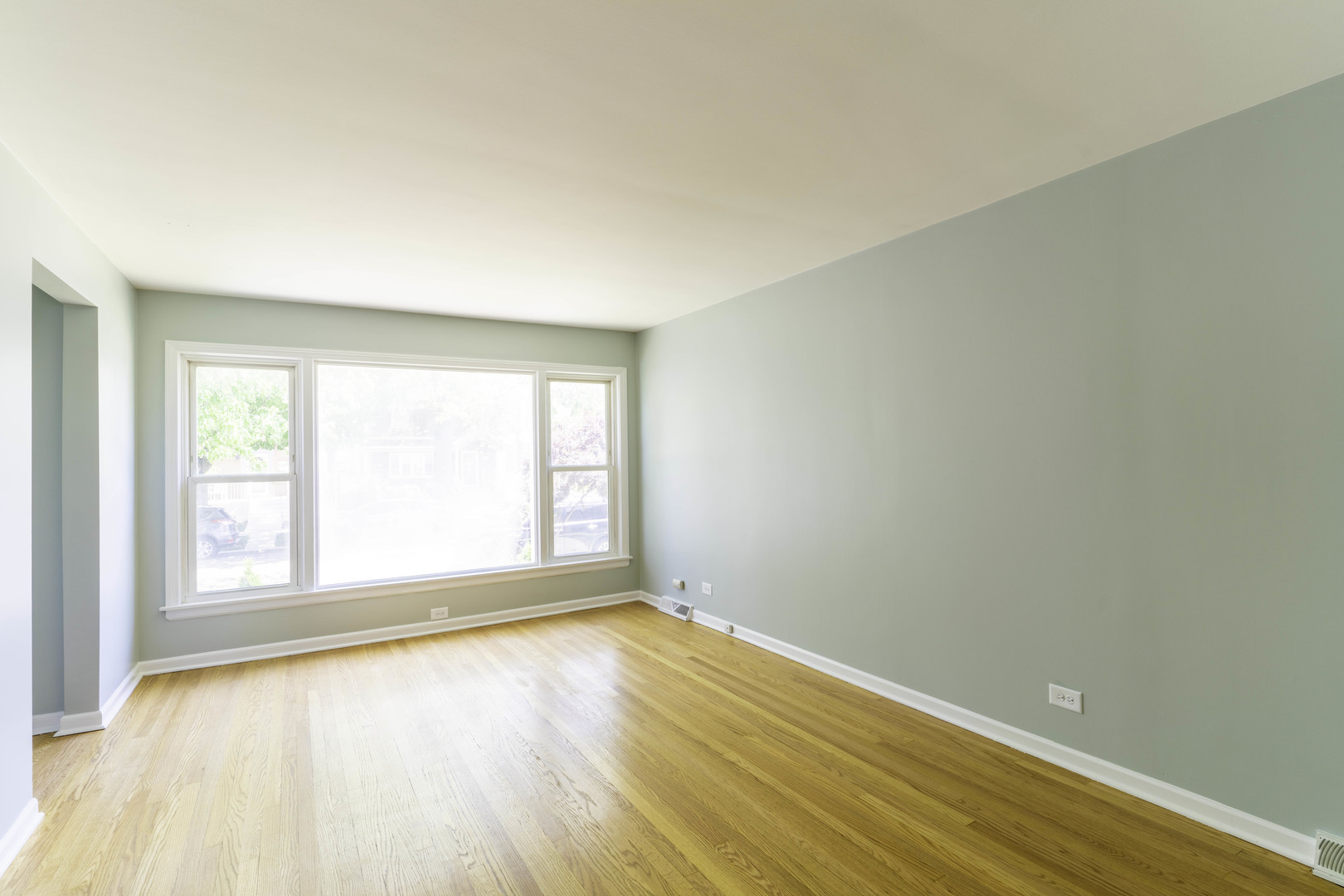 5218 S Normandy Avenue, Chicago, IL 60638