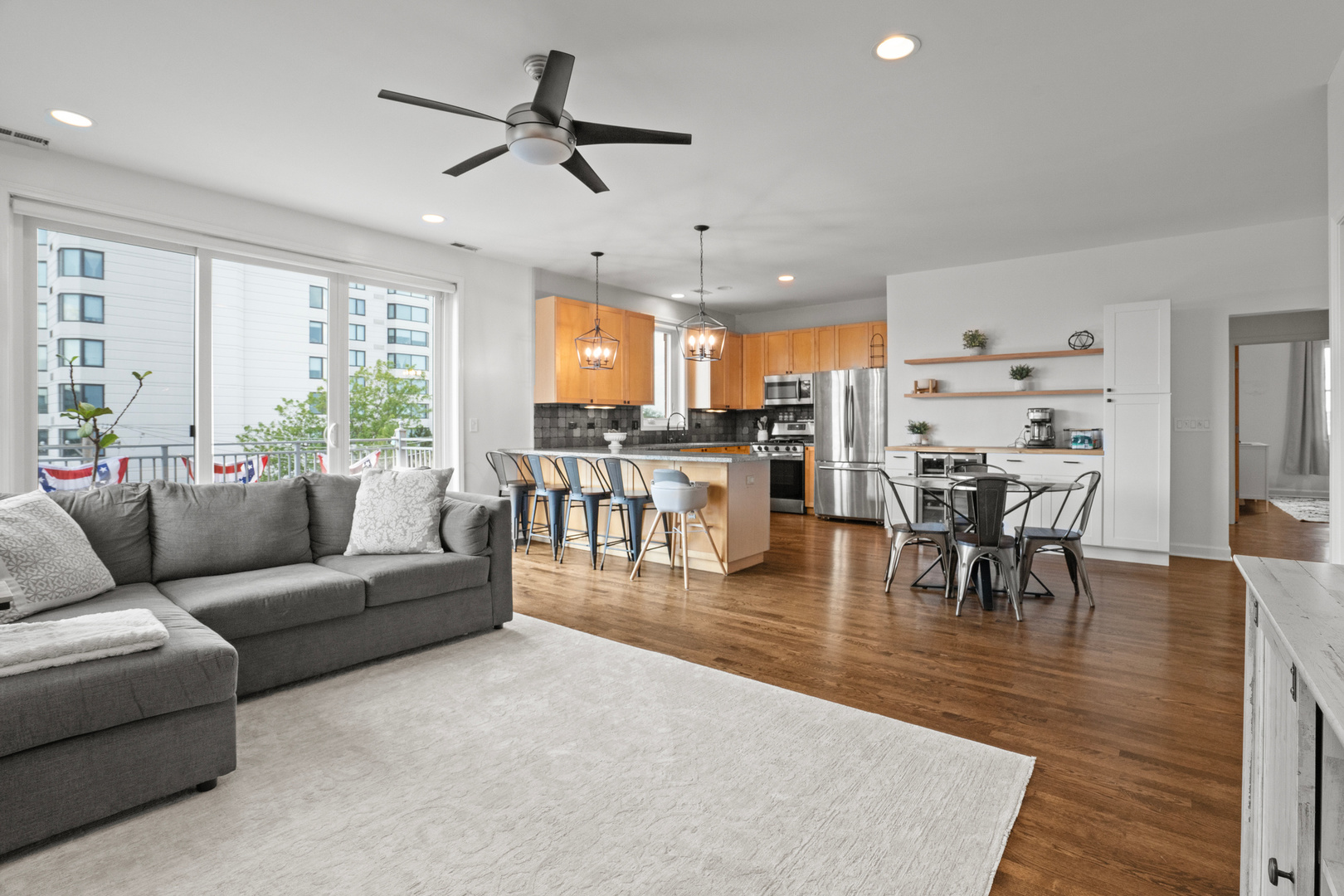 2058 N Western Avenue #403, Chicago, IL 60647