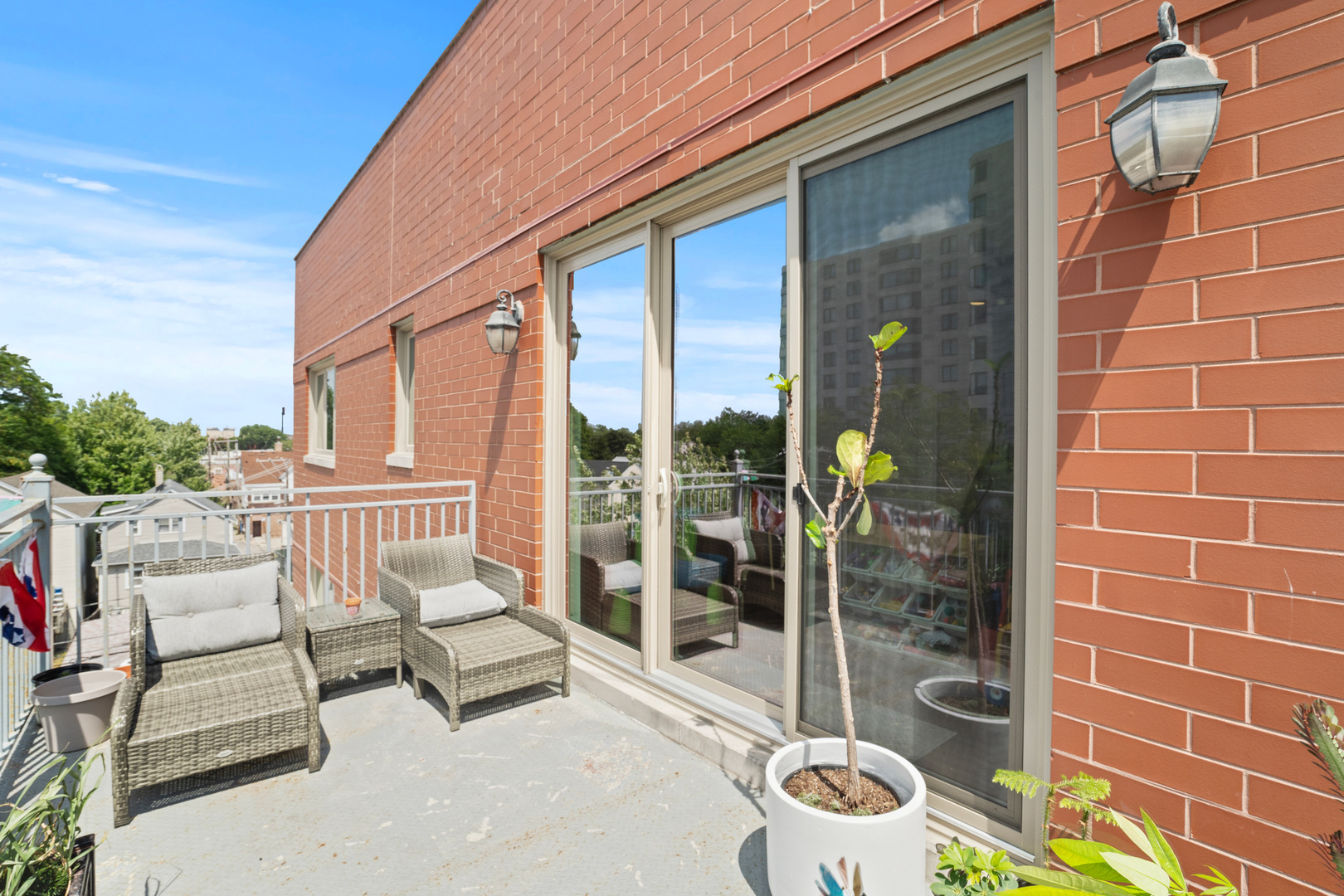 2058 N Western Avenue #403, Chicago, IL 60647