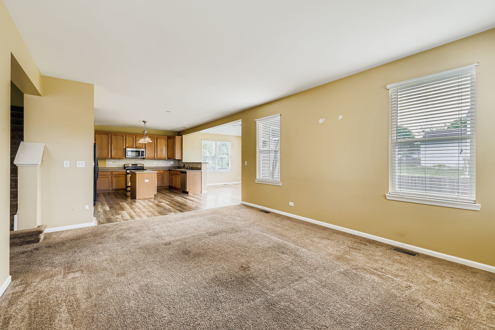 988 Singing Hills Drive, Volo, IL 60073