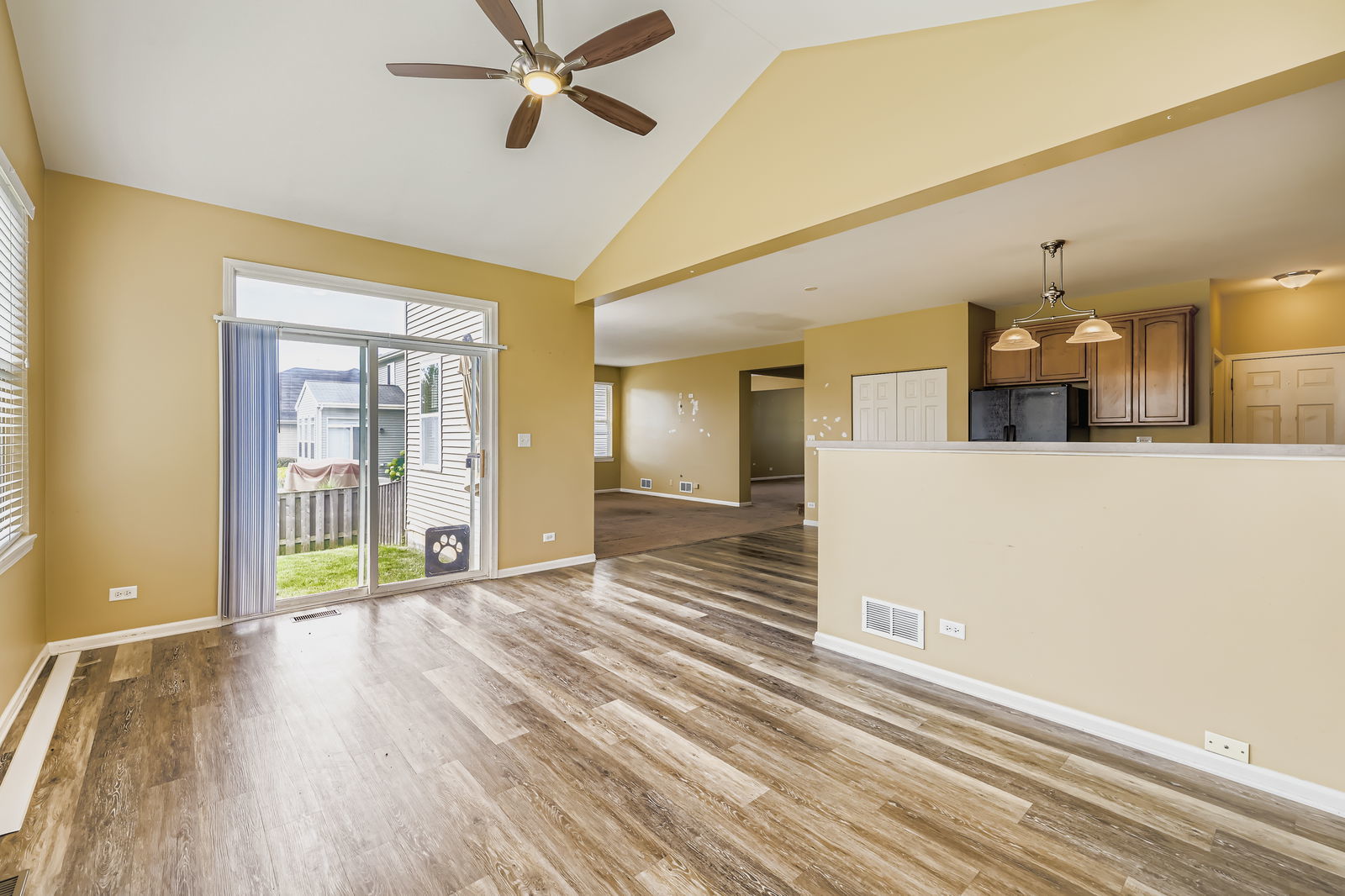 988 Singing Hills Drive, Volo, IL 60073