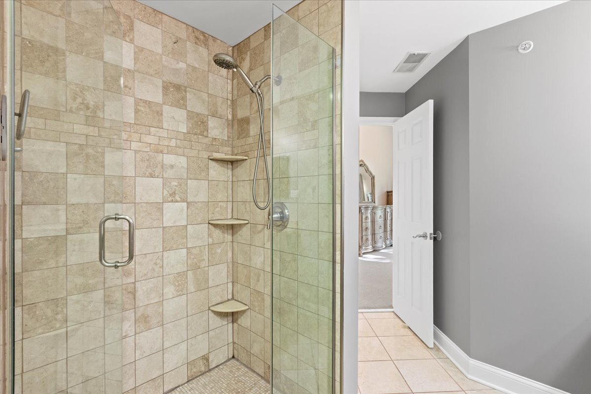 1636 Columbia Circle #2, Bartlett, IL 60103
