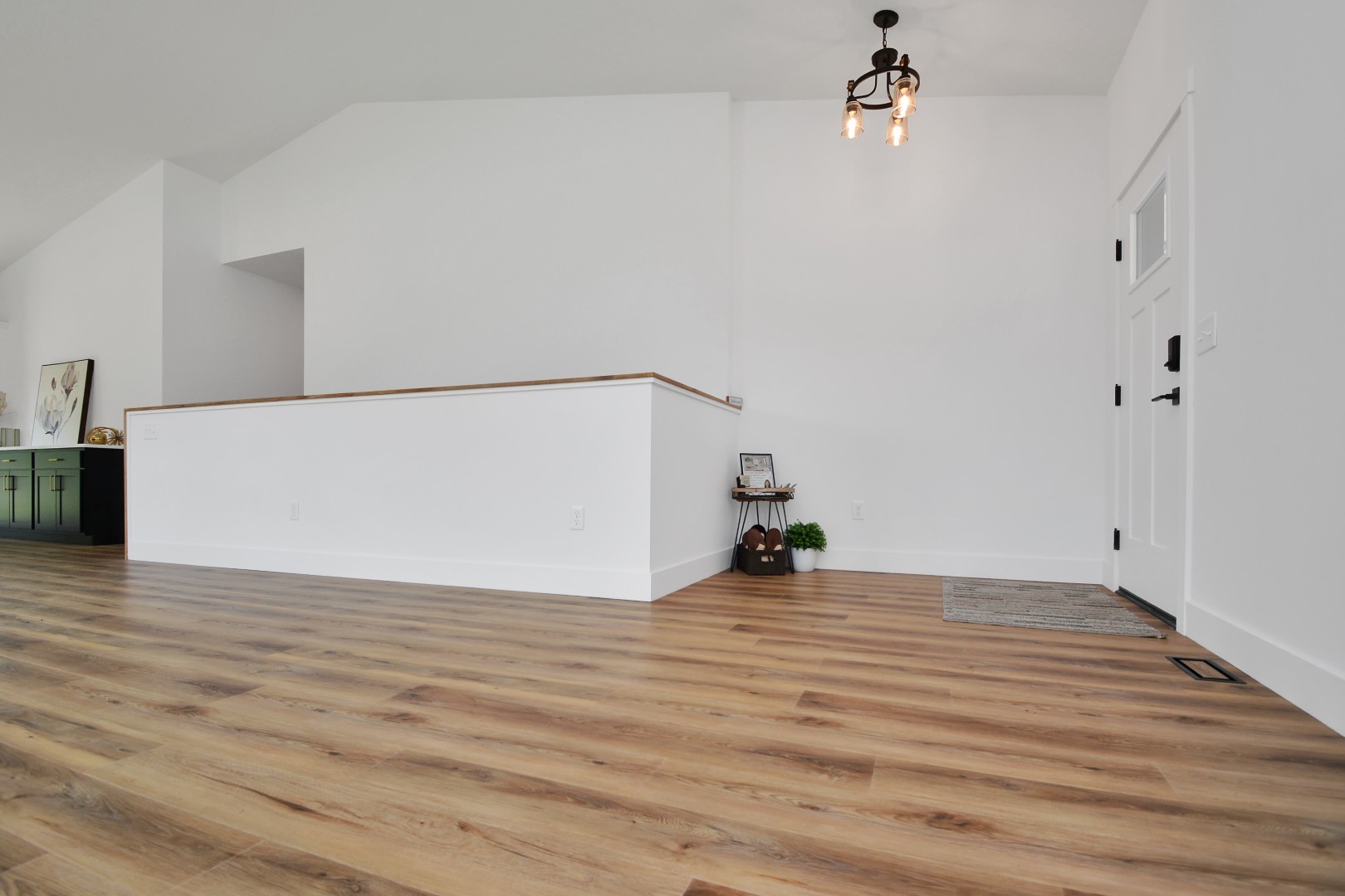 317 Waterford Estates Drive, Bloomington, IL 61704