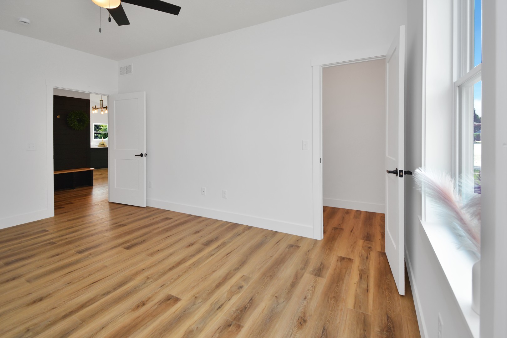 317 Waterford Estates Drive, Bloomington, IL 61704