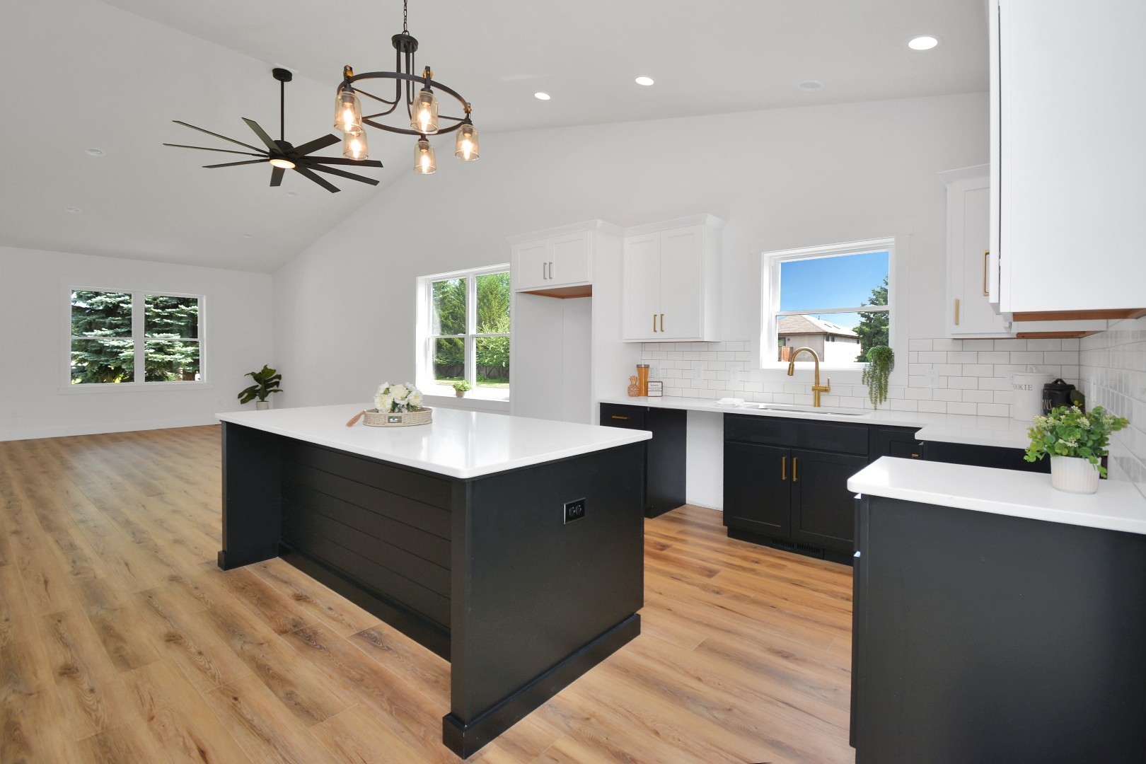 317 Waterford Estates Drive, Bloomington, IL 61704