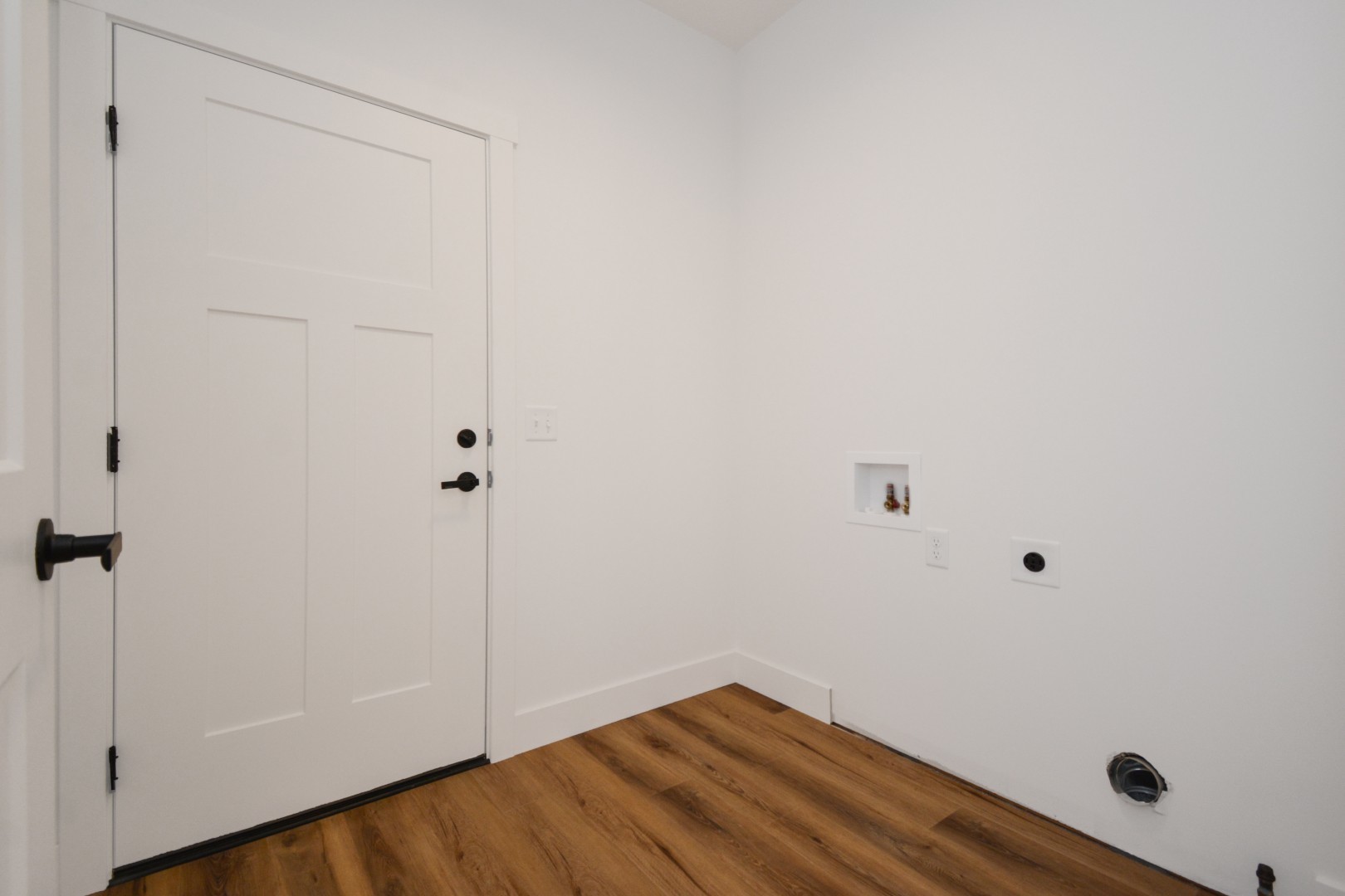 317 Waterford Estates Drive, Bloomington, IL 61704