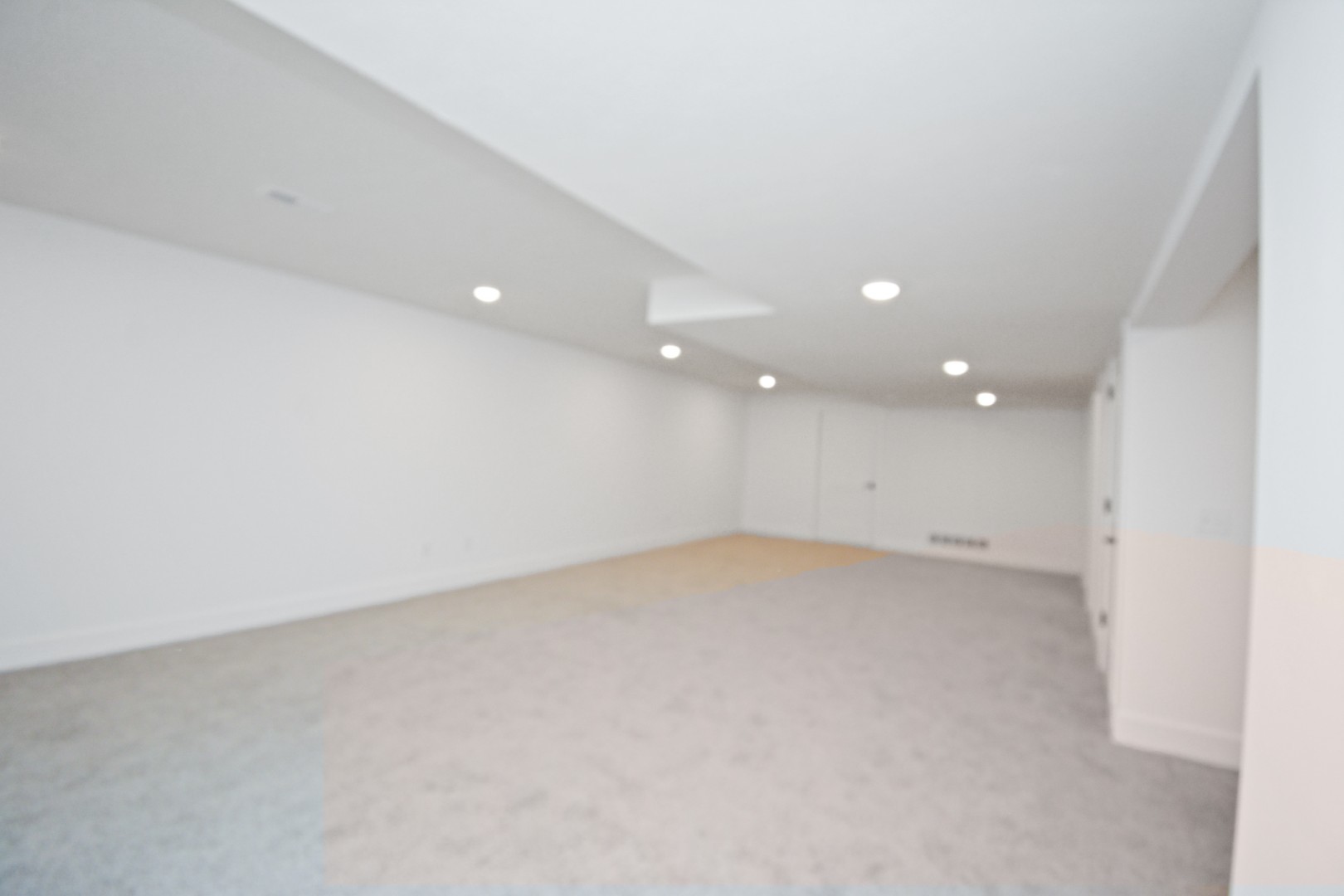 317 Waterford Estates Drive, Bloomington, IL 61704