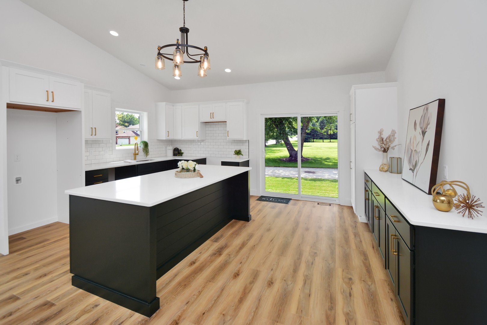 317 Waterford Estates Drive, Bloomington, IL 61704