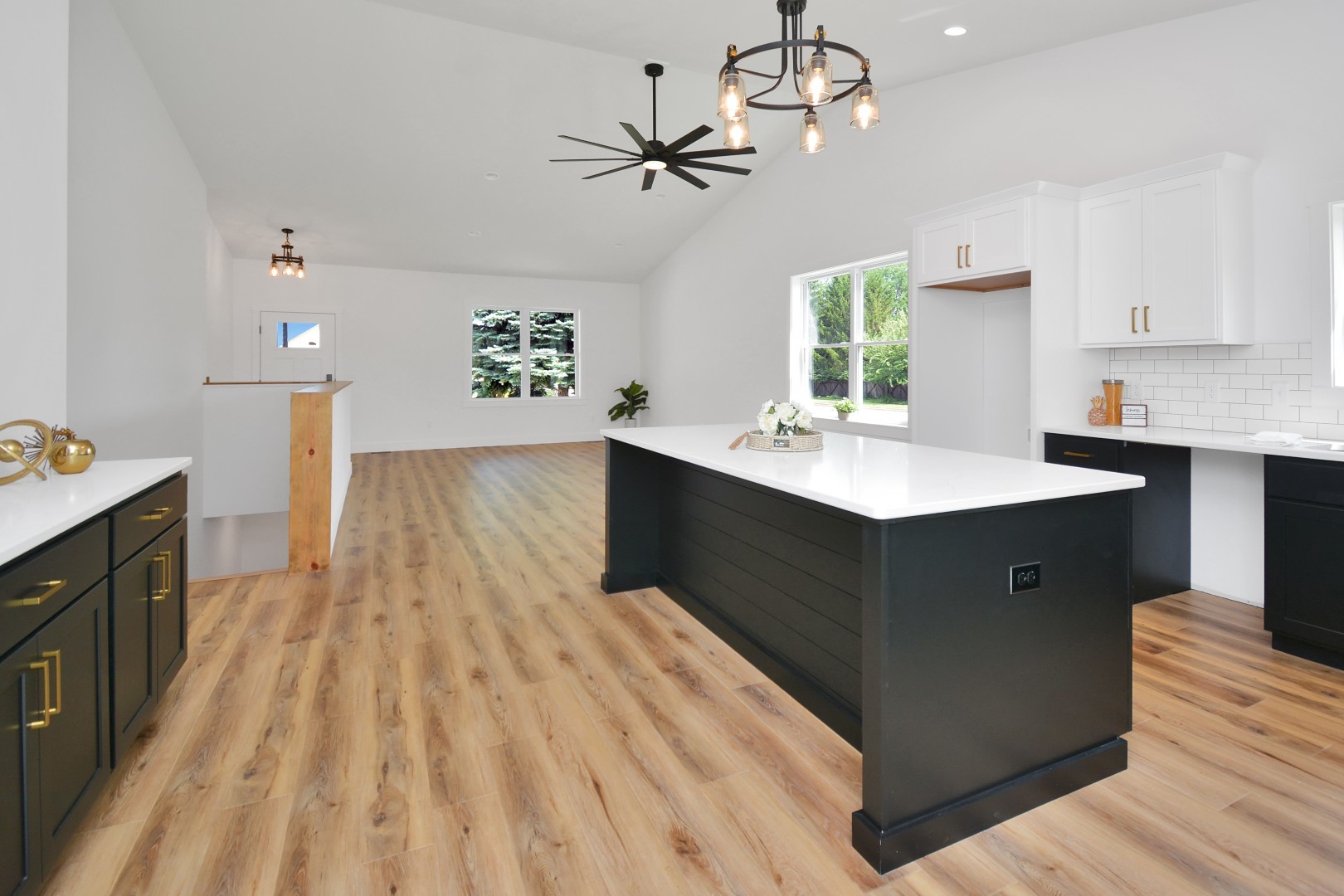 317 Waterford Estates Drive, Bloomington, IL 61704