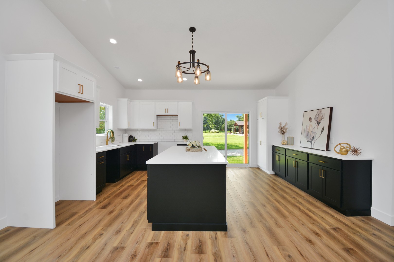 317 Waterford Estates Drive, Bloomington, IL 61704