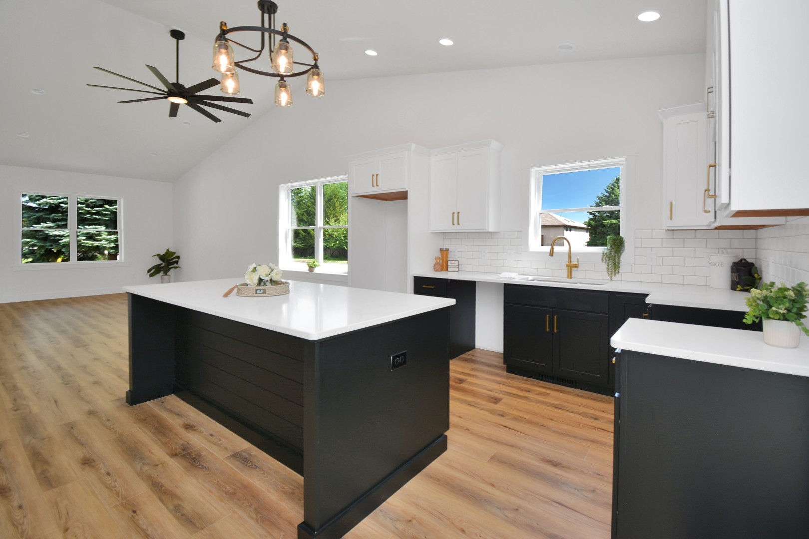 317 Waterford Estates Drive, Bloomington, IL 61704