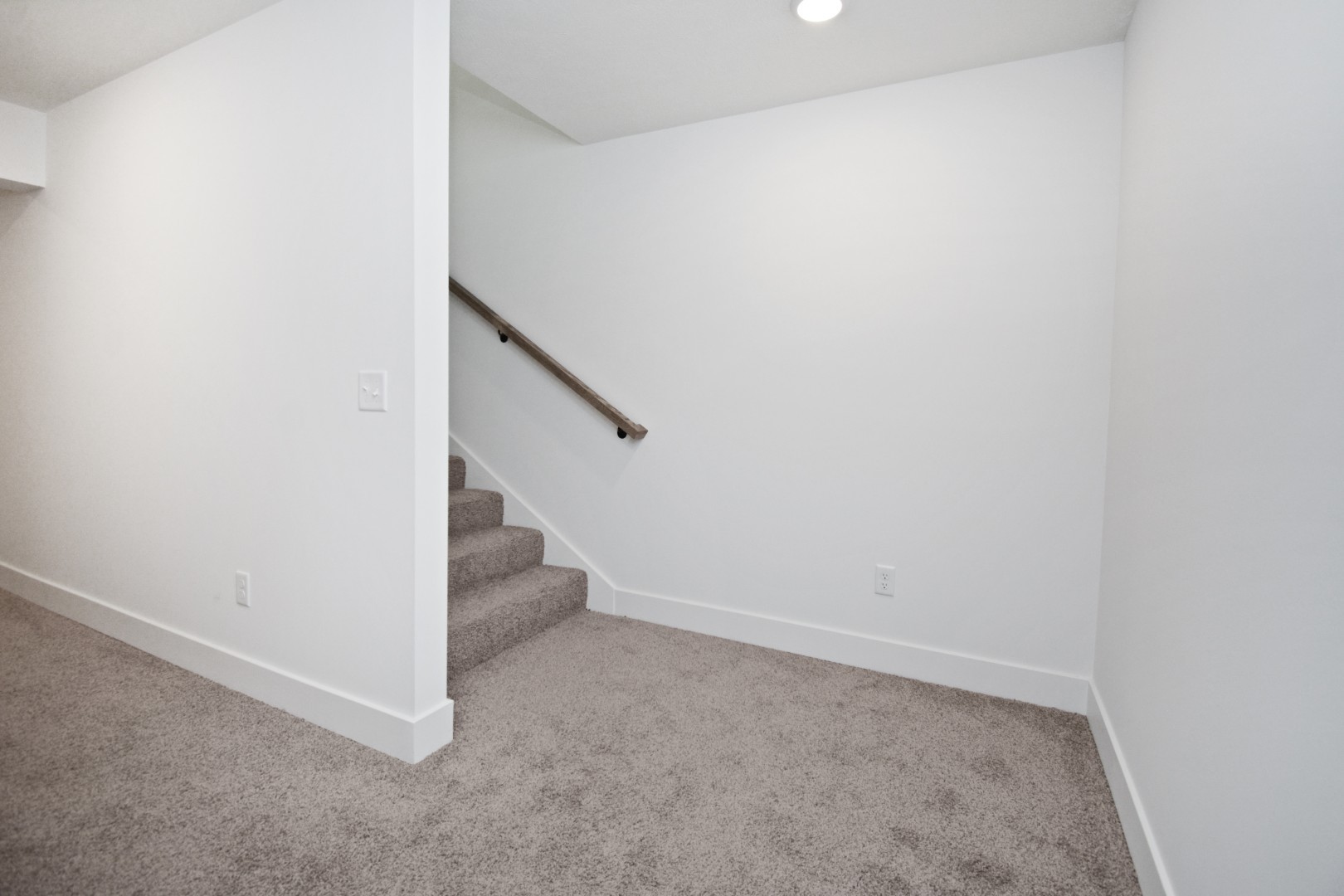 317 Waterford Estates Drive, Bloomington, IL 61704