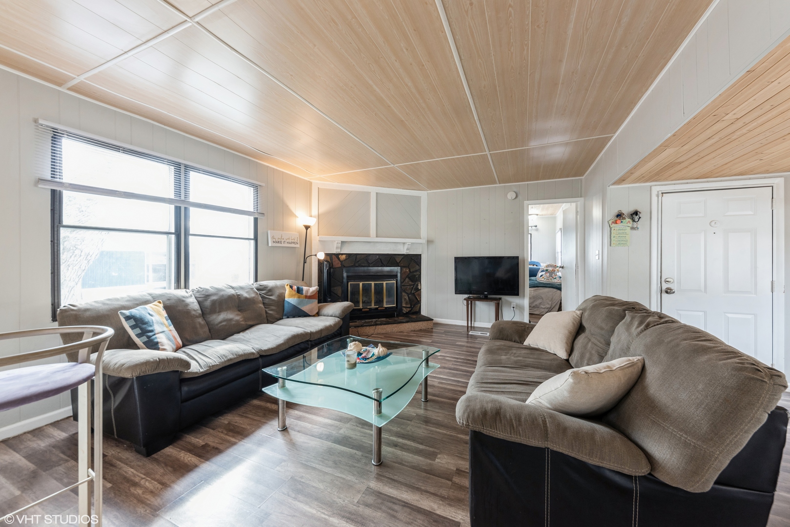 38455 N Sheridan Road #707, Beach Park, IL 60087