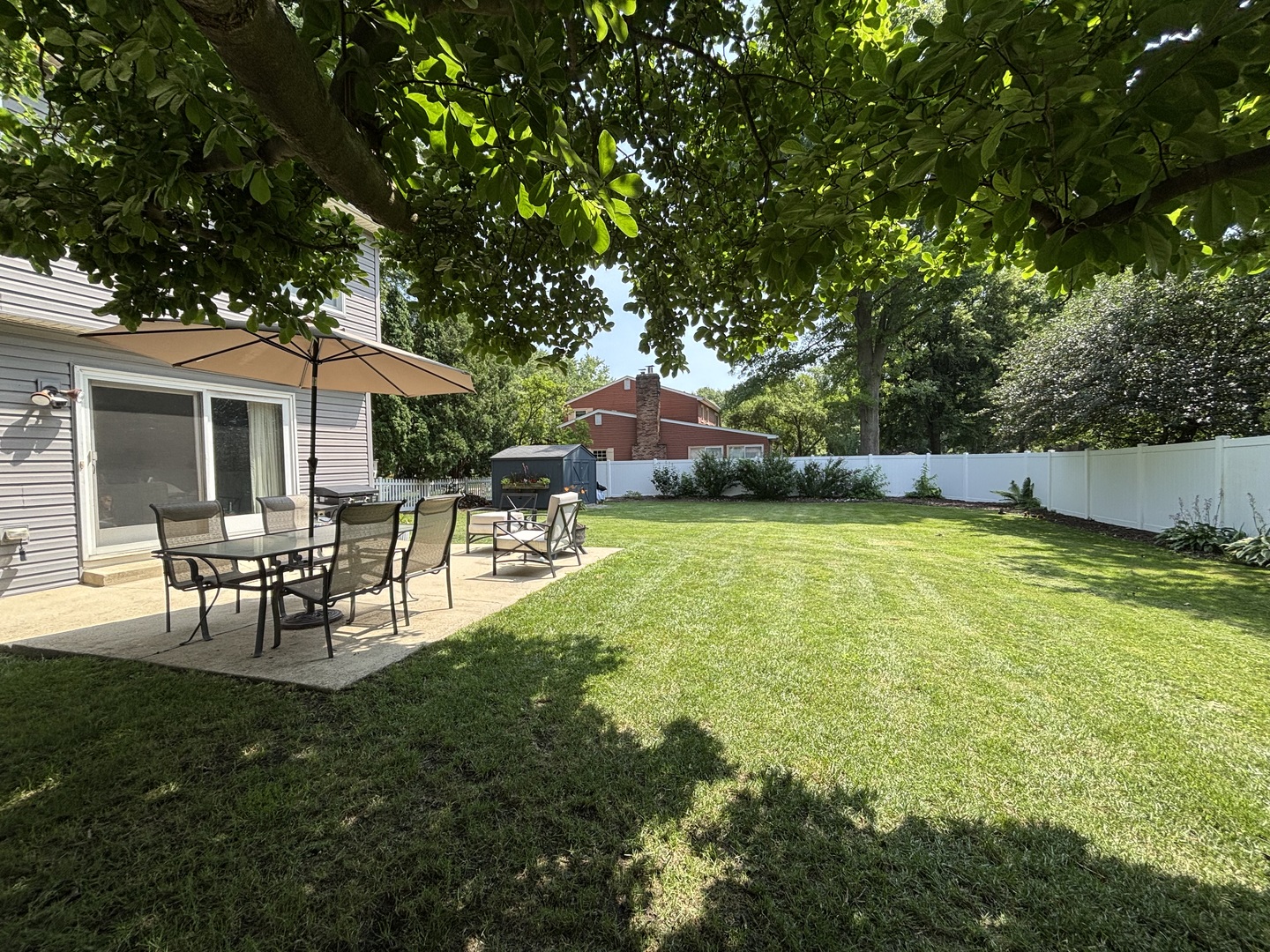 26W281 MENOMINI Drive, Wheaton, IL 60189