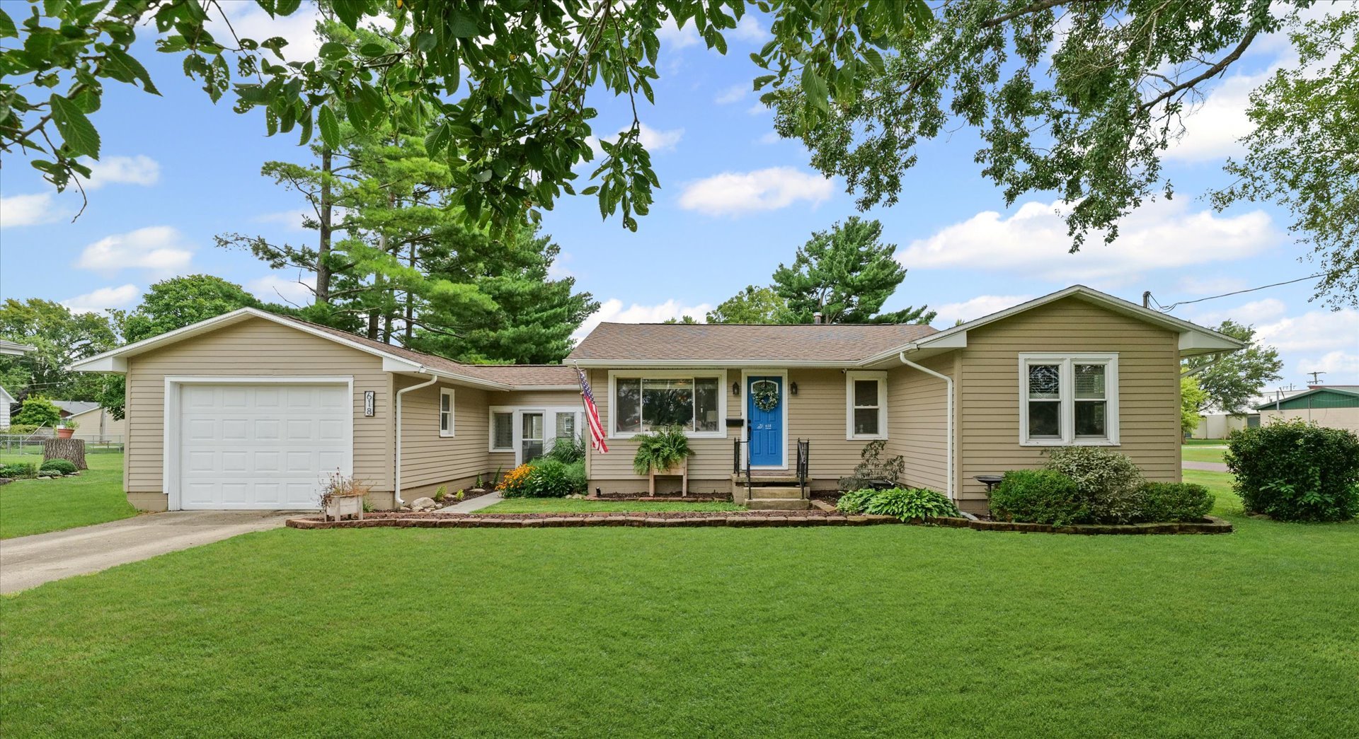 618 S Lott Boulevard, Gibson City, IL 60936