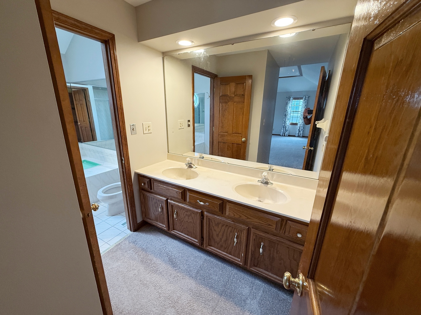 2436 PUTNAM Drive, Naperville, IL 60565