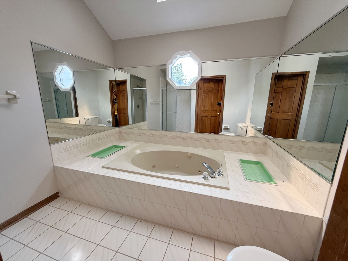 2436 PUTNAM Drive, Naperville, IL 60565