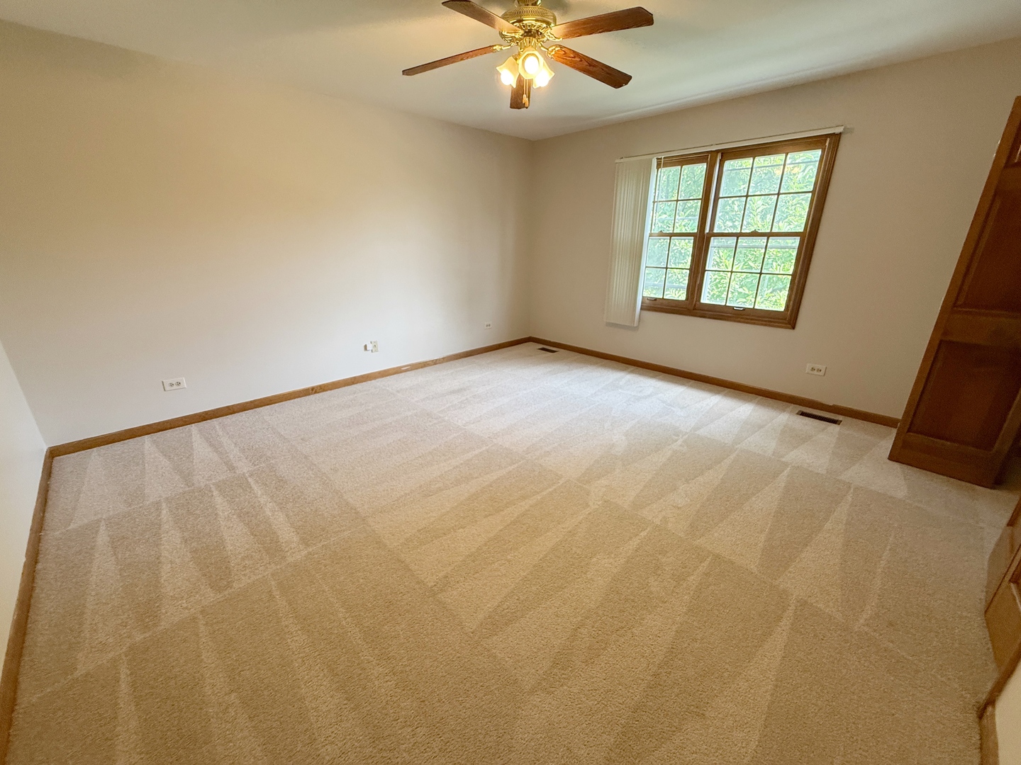 2436 PUTNAM Drive, Naperville, IL 60565