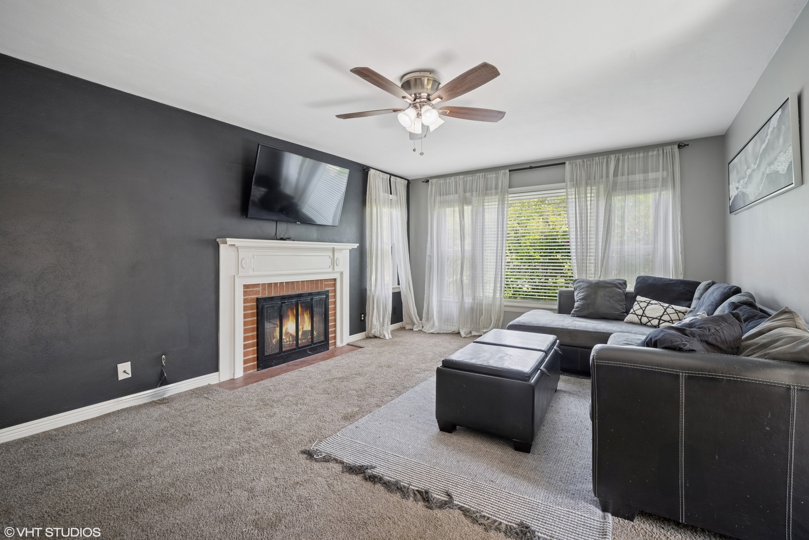 4363 W Kennedy Drive, Gurnee, IL 60031
